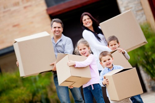 Secure storage space for furniture and boxes in Hackney